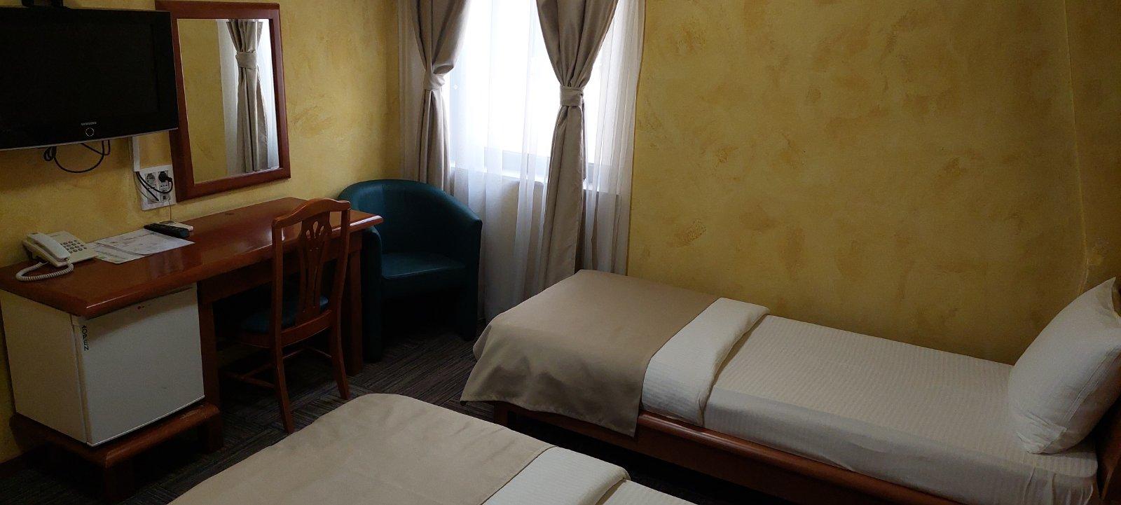 Hotel Kerber Podgorica Buitenkant foto